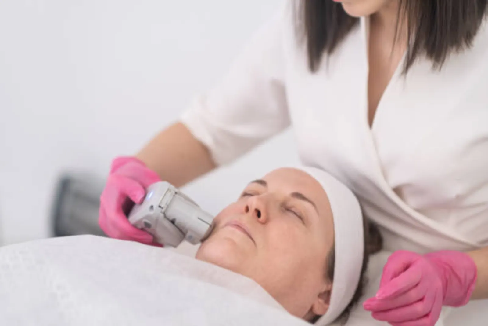 non-surgical skin tightening